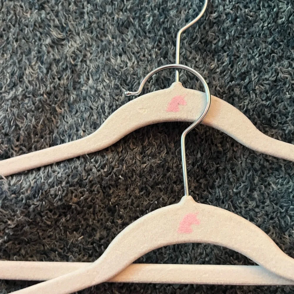 Kids Velvet Non-Slip Hangers - Multi Color Pack